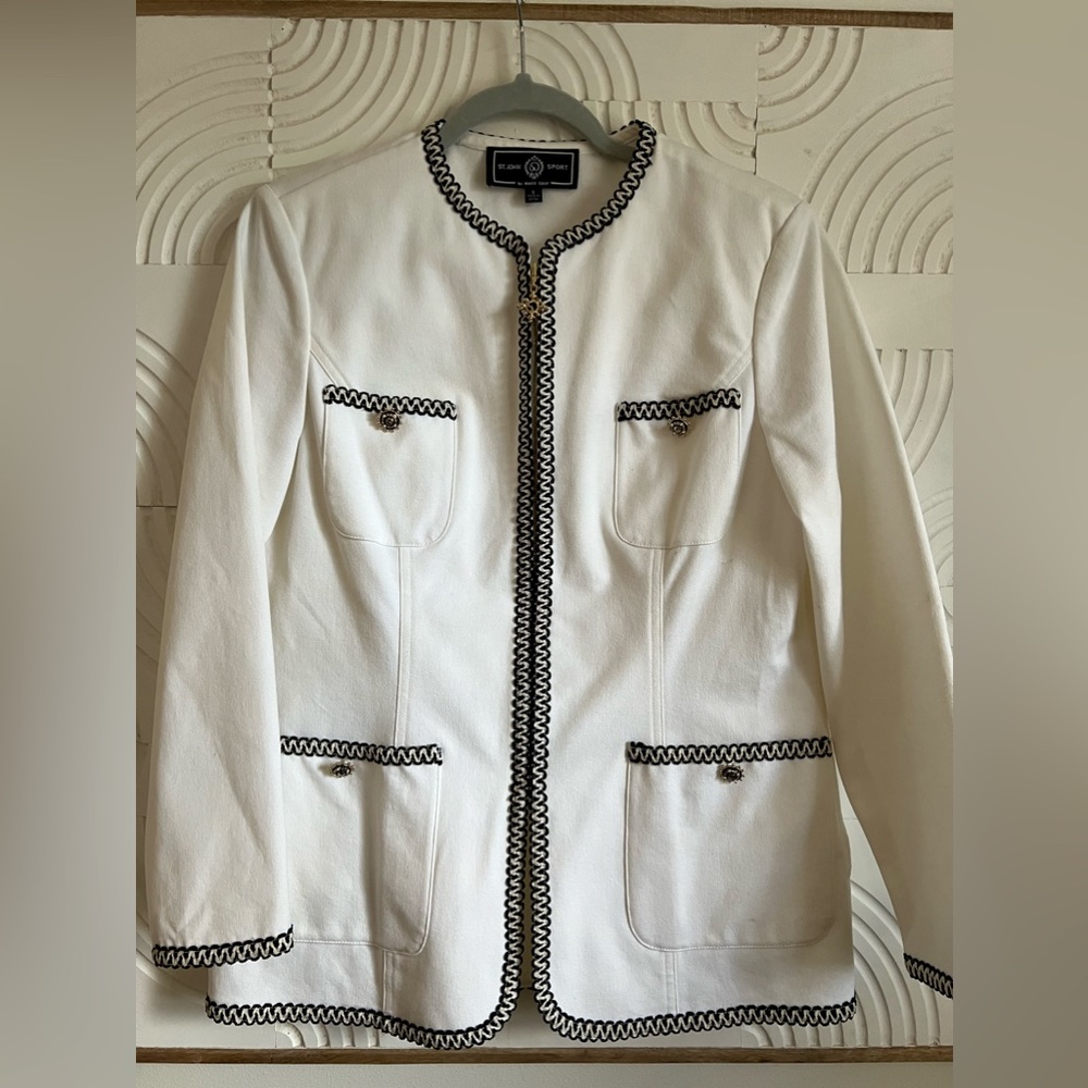 ST. JOHN Embroidered Blazer